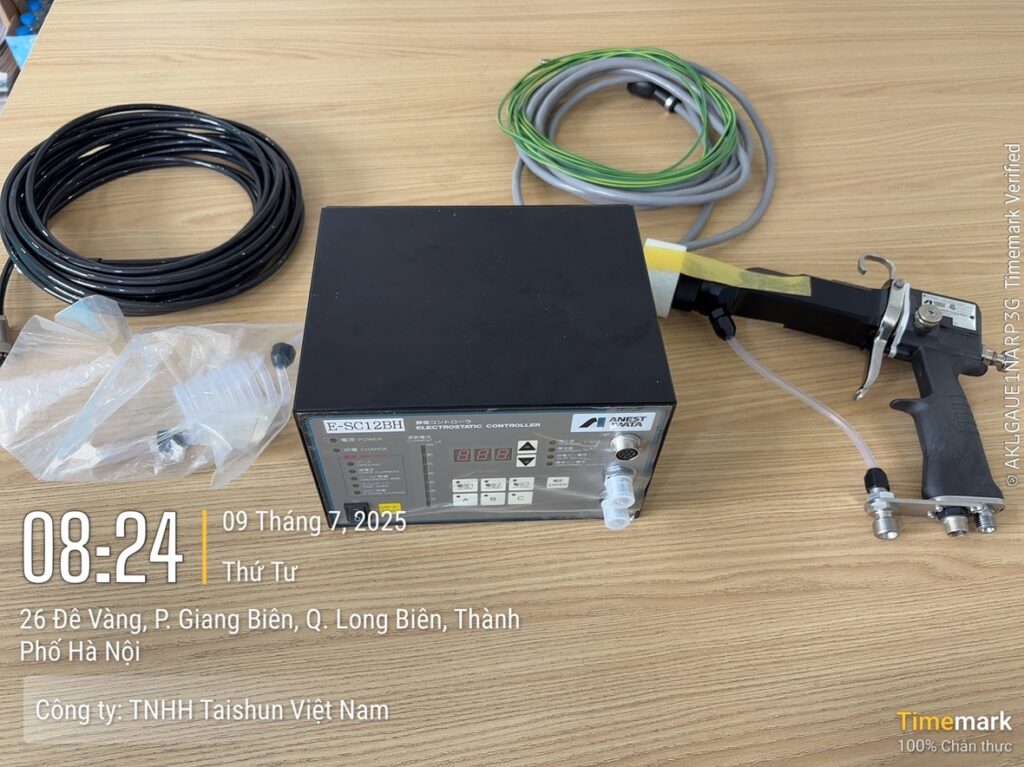 Máy phun sơn tĩnh điện nước Anest Iwata